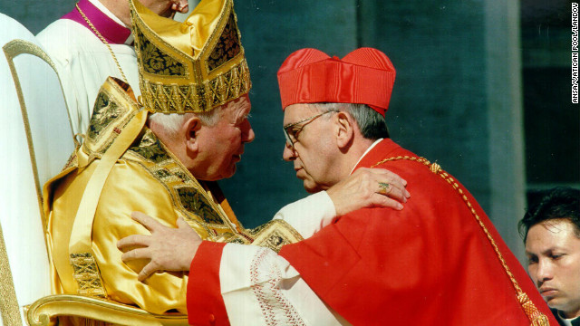 130313152822-03-bergoglio-pope-0313-horizontal-gallery.