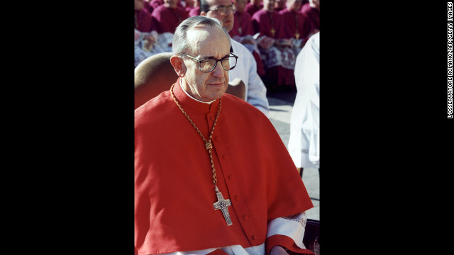 130313152937-02-bergoglio-pope-0313-horizontal-gallery.