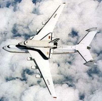 220px-buran_on_antonov225.