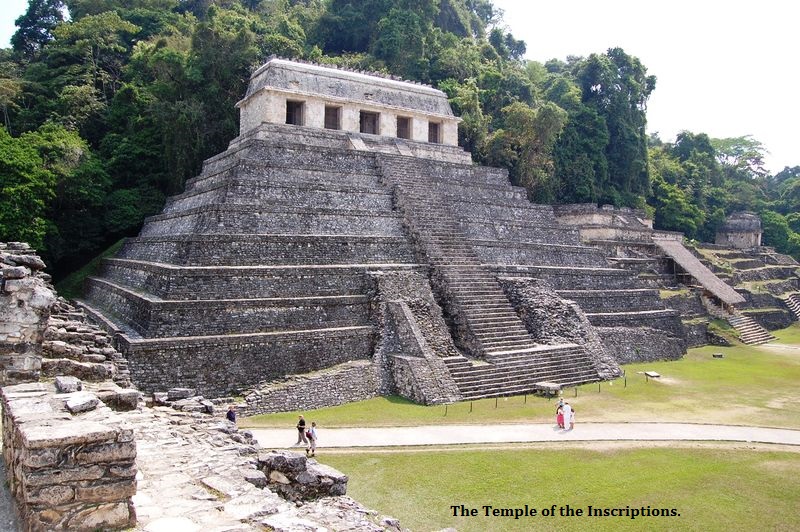 800px-0150_Palenque.JPG