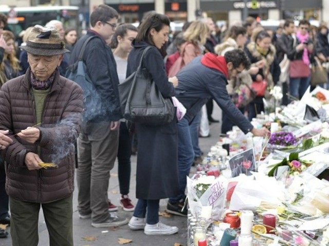 paris-memorial-getty-640x480-.30639.