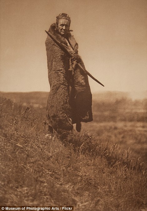 0578-2957360-Edward_Curtis_once_wrote_of_himself_While_primarily_a_photograph-a-10_1424250375250.