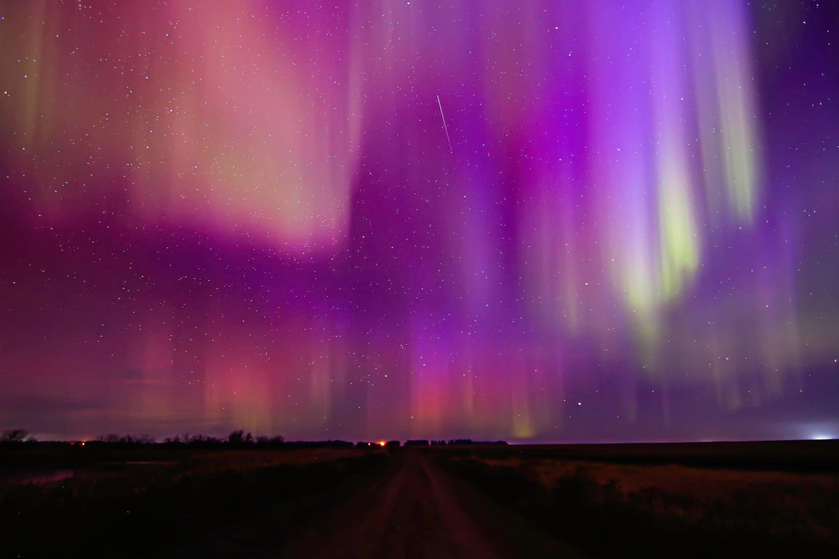 =1&ccb=1-5&_nc_sid=b9115d&_nc_ohc=tV0z1_u9zfoAX9OIiXZ&tn=ZdEPRgGV5Q7M7mMw&_nc_ht=scontent-yyz1-1.