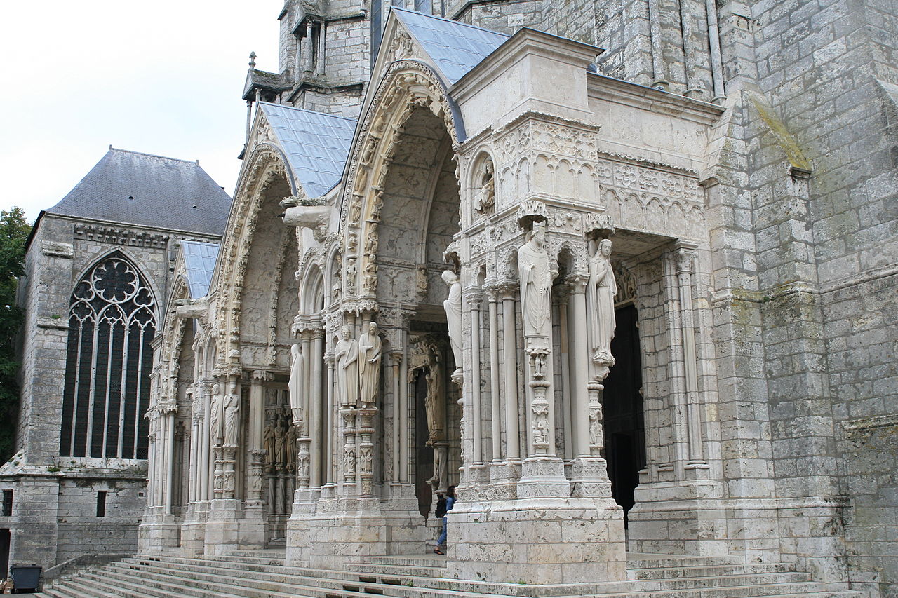 1280px-Chartres_Cathedral_North_Porch_NW_2007_08_31.