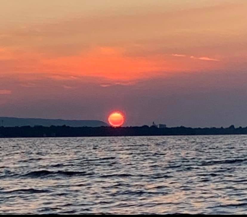 19aug2021SherriKorpisunsetsunhalo.