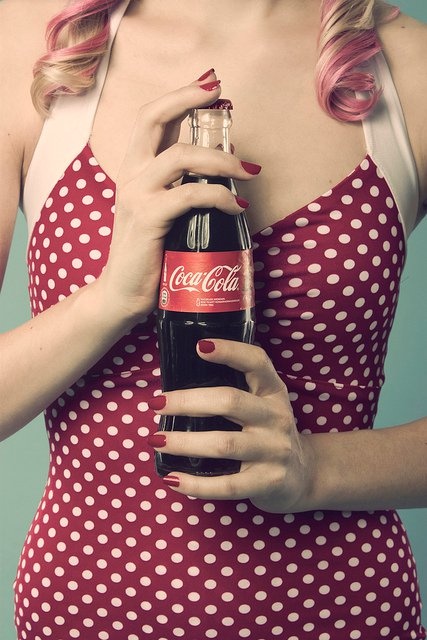 1_coca_cola_poster.