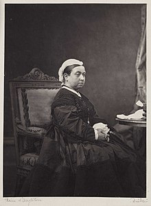 220px-Queen_Victoria%2C_c.1870._%287936242480%29.