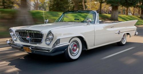 23%2F03%2FChrysler-300G-Convertible-00-scaled.&fb_obo=1&utld=wheelsmovelife.com&stp=c0.5000x0.