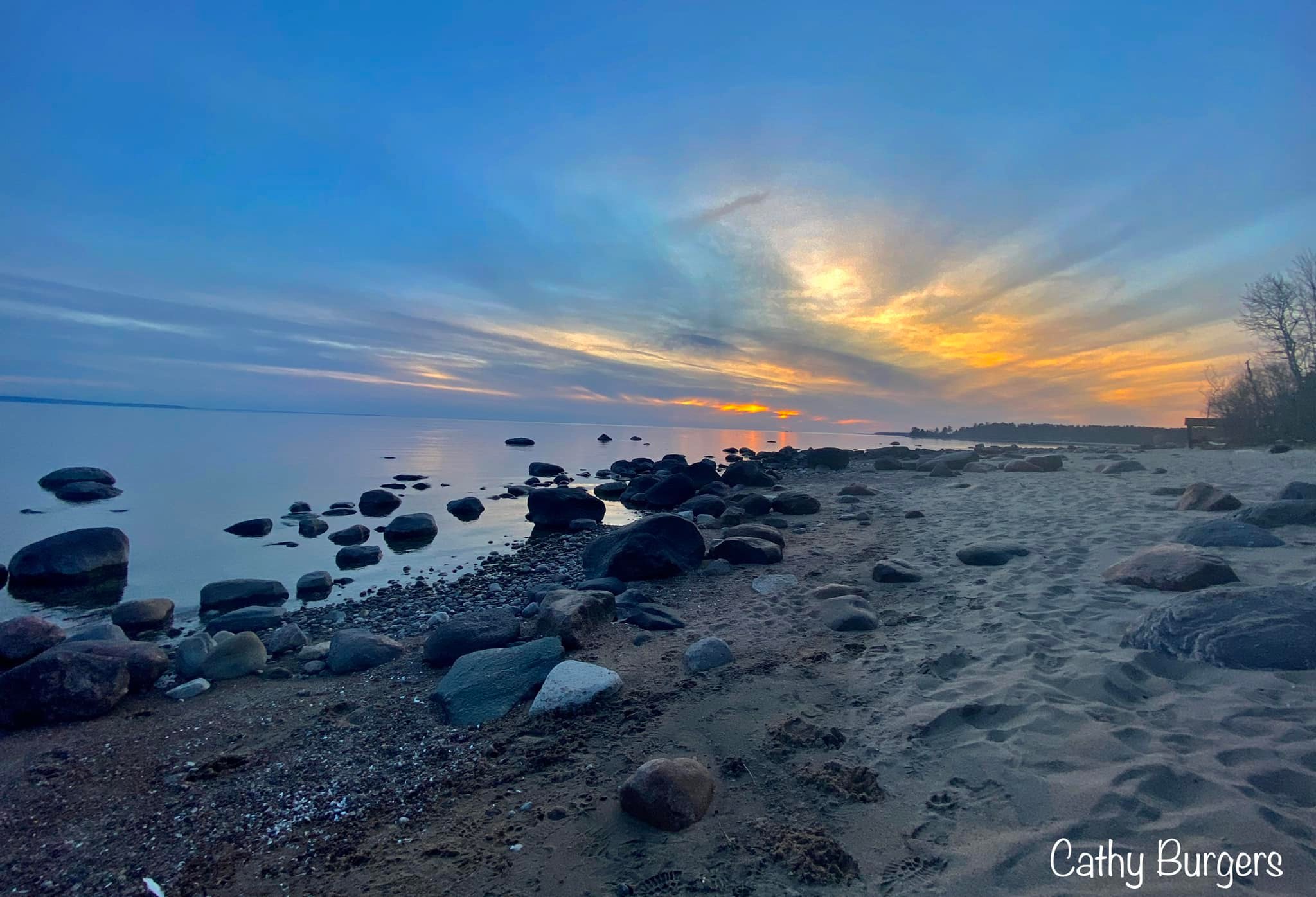 2816_n.?_nc_cat=103&ccb=1-5&_nc_sid=5cd70e&_nc_ohc=i5wVwemrELAAX_163Is&_nc_ht=scontent-yyz1-1.