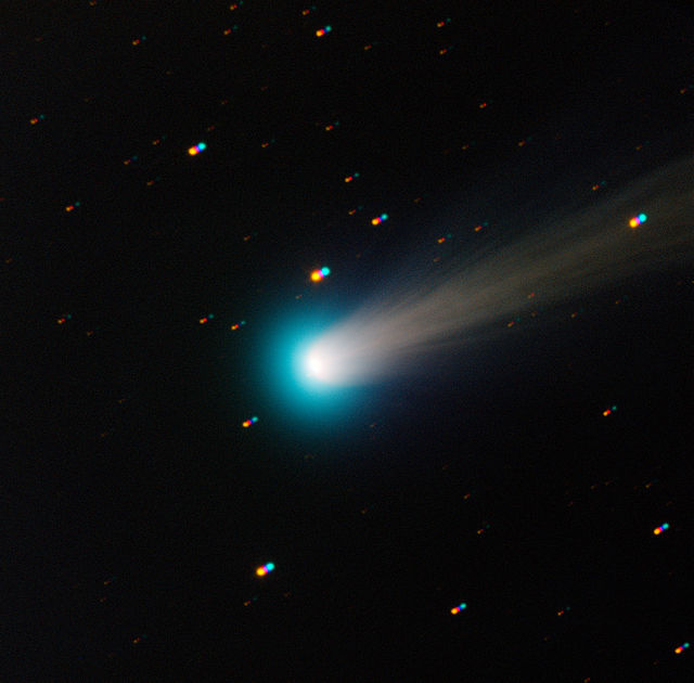 640px-comet_ison_-28c-2012_s1-29_by_trappist_on_2013-11-15-.12037.