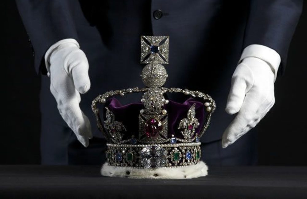 article-image-imperial-state-crown.