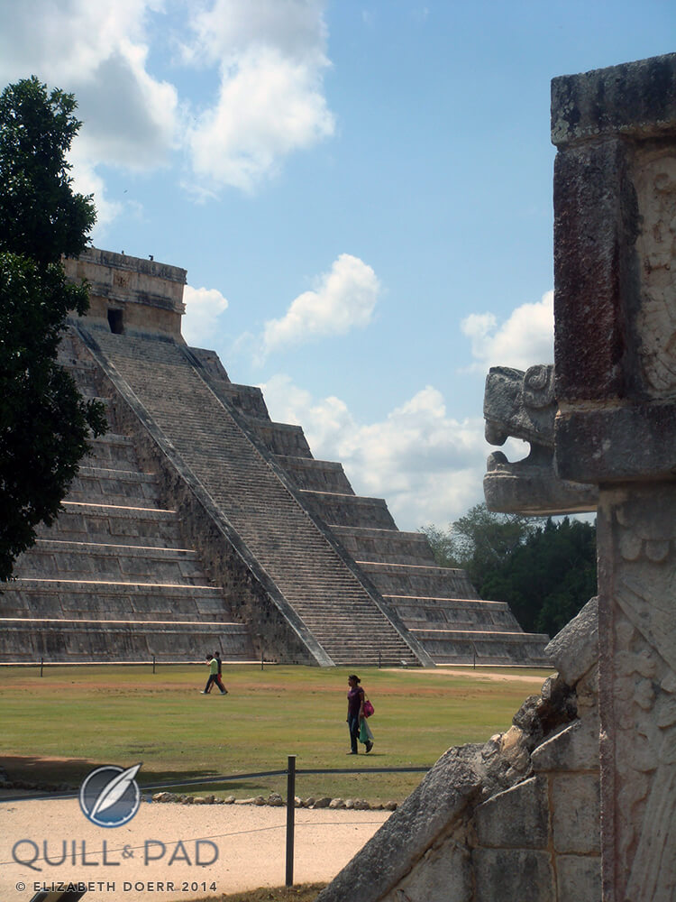 Chichen-Itza-El-Castillo.