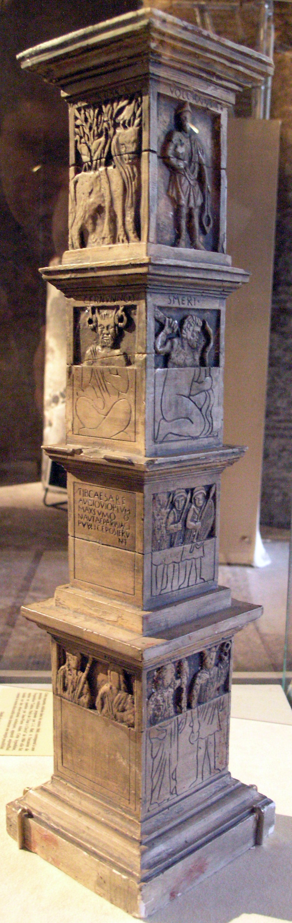 CLUNY-Maquette_pilier_nautes_1.