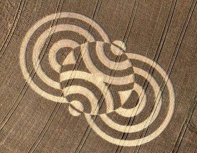 Crop+Circle+At+Beggar%27s+Knoll,+near+Westbury+Wiltshire+Reported+27th+July+2010.