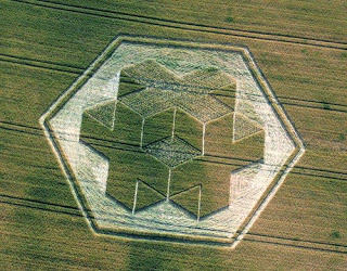 Crop+Circle+Cley+Hill,+near+Warminster,+Wiltshire+Reported+9th+July+2010.