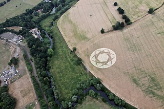 Crop+Circle+Guys+Cliffe+nr+Old+Milverton,+Warwickshire+10th+July+2010.