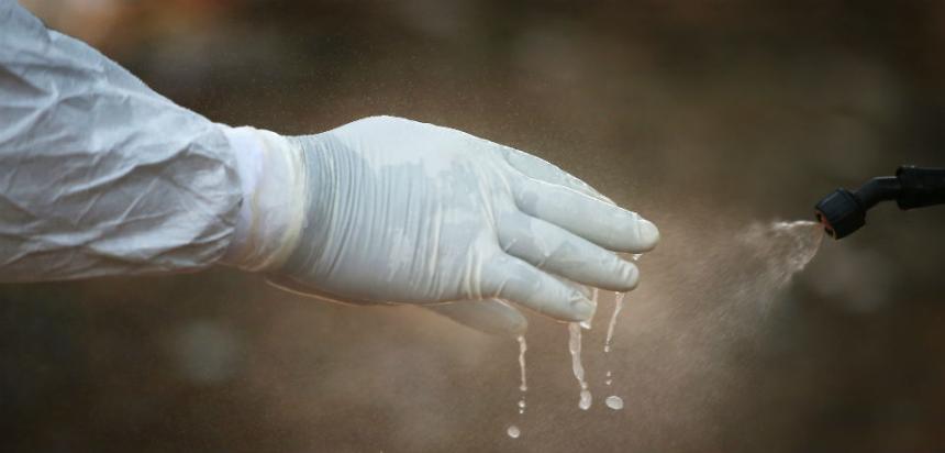 ebola_gloves_8-14.