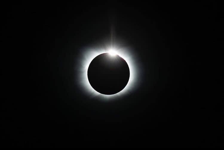 eclipsecosmoswatch04dec2021.