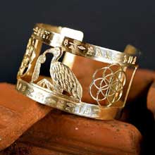 emerald-tablet-bracelet-gold.