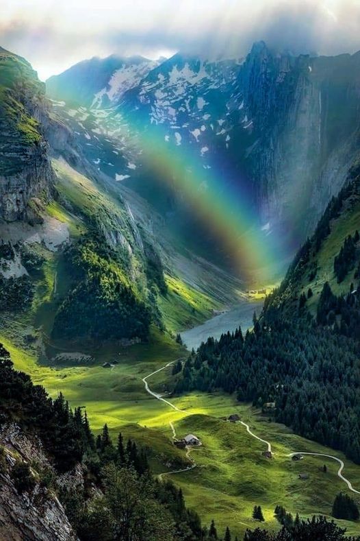 flyingovertherainbow2.