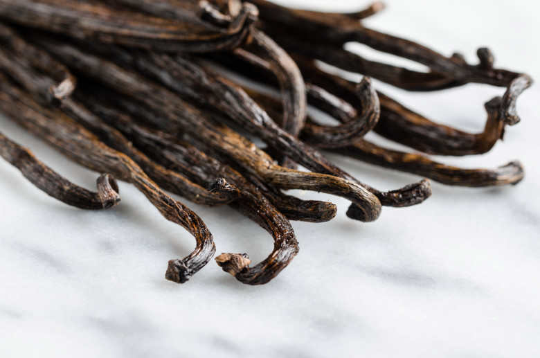 how-to-make-vanilla-extract-03.