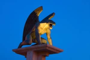 hyper-dimensional-entities-gargoyle-mud-shadow-predator-300x200.