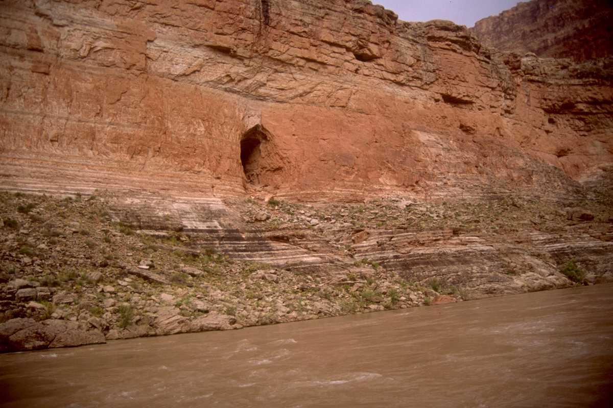 kincades%20cave%20gc.