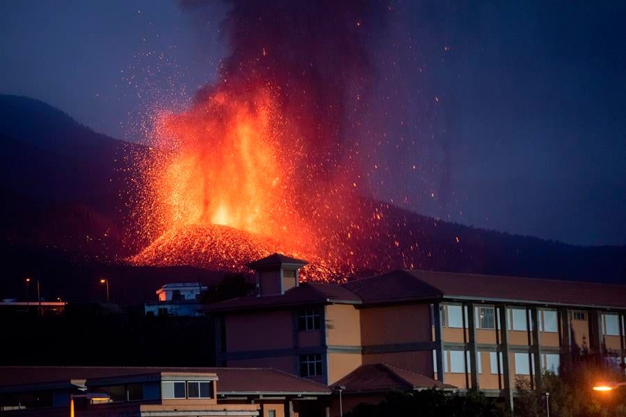 la-palma-volcano-canary-islands-credit-facebook-antics-of-love.