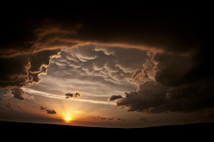 Mammatus-Clouds1.