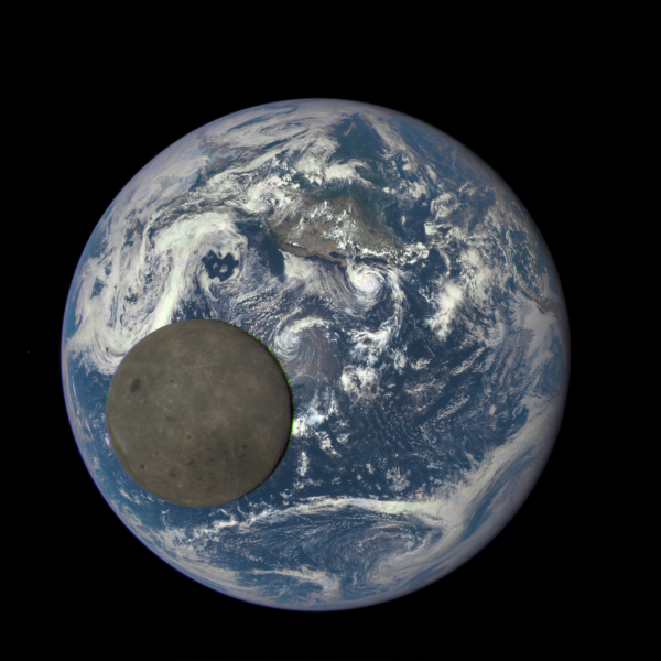 moon-crossing-earth-face-July-2015-DSCOVR-still-e1438807991931[1].