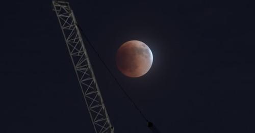 n%2Fderivatives%2F16x9_620%2Ftotal-lunar-eclipse-toronto.jpeg&fb_obo=1&utld=cbc.ca&stp=c0.5000x0.