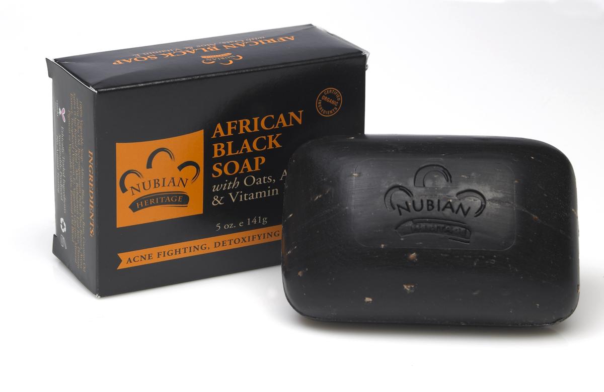 Nubian-Heritage-African-Black-Soap-with-Oats.