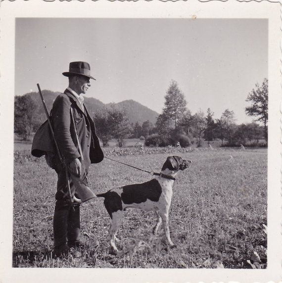 OLDMANANDPOINTERDOG.JPG