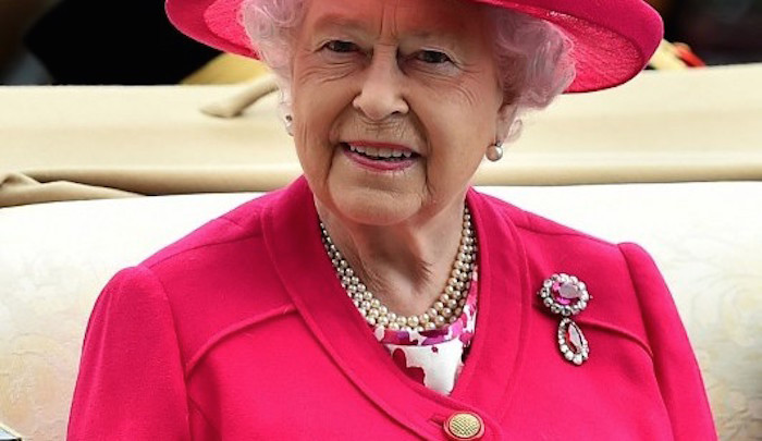 Queen-Elizabeth.