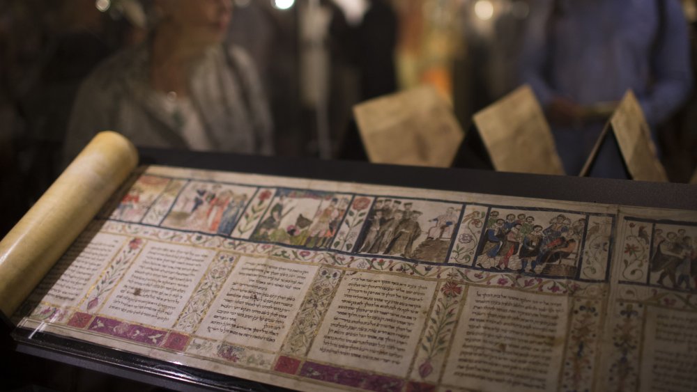 queen-esthers-story-was-almost-cut-from-the-bible-1575494049.