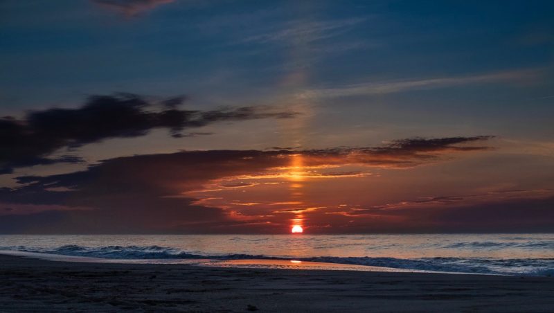 sun-pillar-3-3-2019-Nancy-Ricigliano-Jones-Beach-NY-2-e1551704376557.