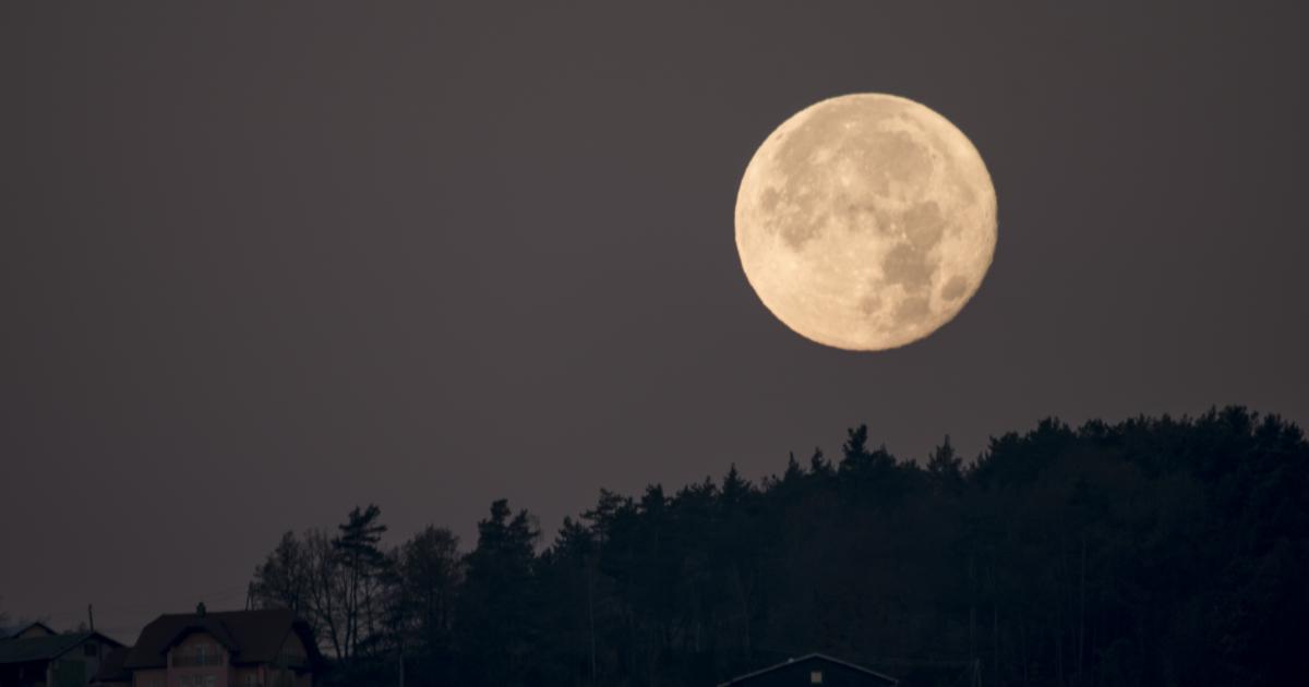 super-full-moon-november-2016.