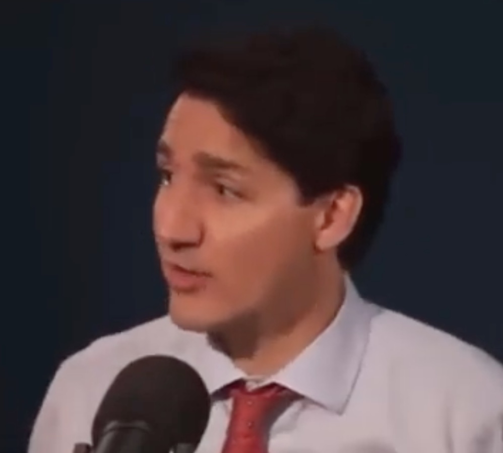 trudeau-gun.