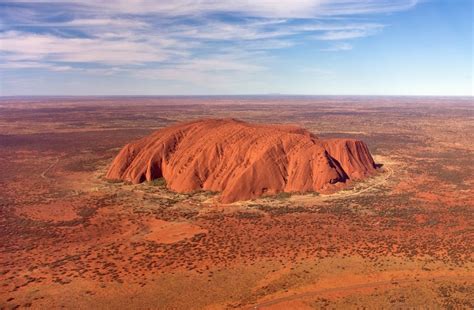 uluru-from-air.