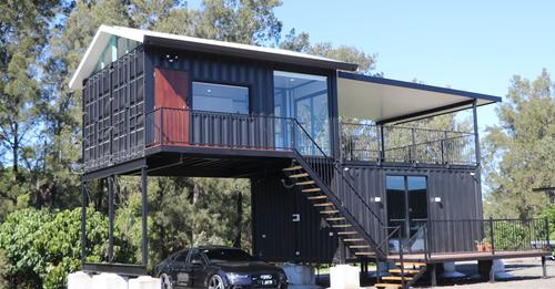 ve-Shipping-Container-with-a-Modern-Design-2.&fb_obo=1&utld=dreamtinyliving.com&stp=c0.5000x0.